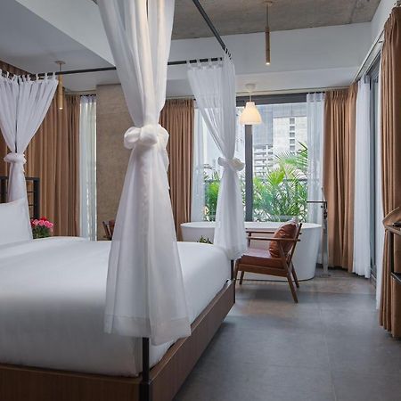 Cest La Vie Boutique Hotel Phnom Penh Exterior foto